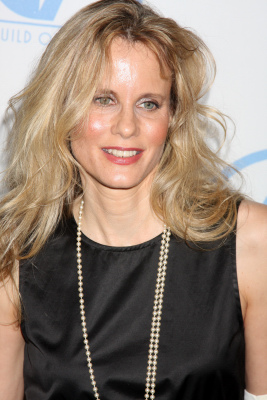 Celebrity Weight on Celebrity Weigh In   Lori Singer Weight